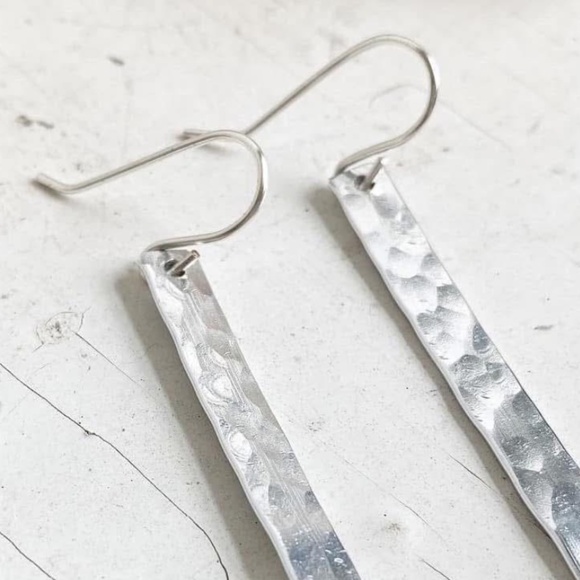 New Handcrafted Unique Hammered Silver Bar Drop Earrings 2” Length French Hooks - Picture 2 of 4